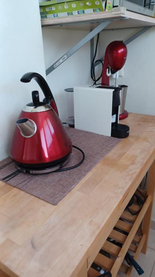 Central 6Th Floor Studio Near Metro & View&200Mbps أثينا المظهر الخارجي الصورة
