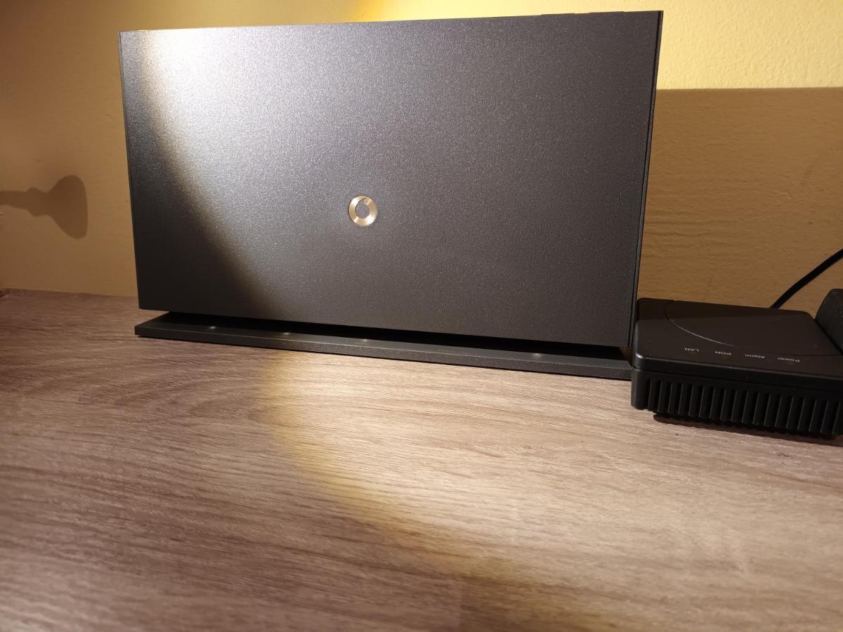 Central 6Th Floor Studio Near Metro & View&200Mbps أثينا المظهر الخارجي الصورة